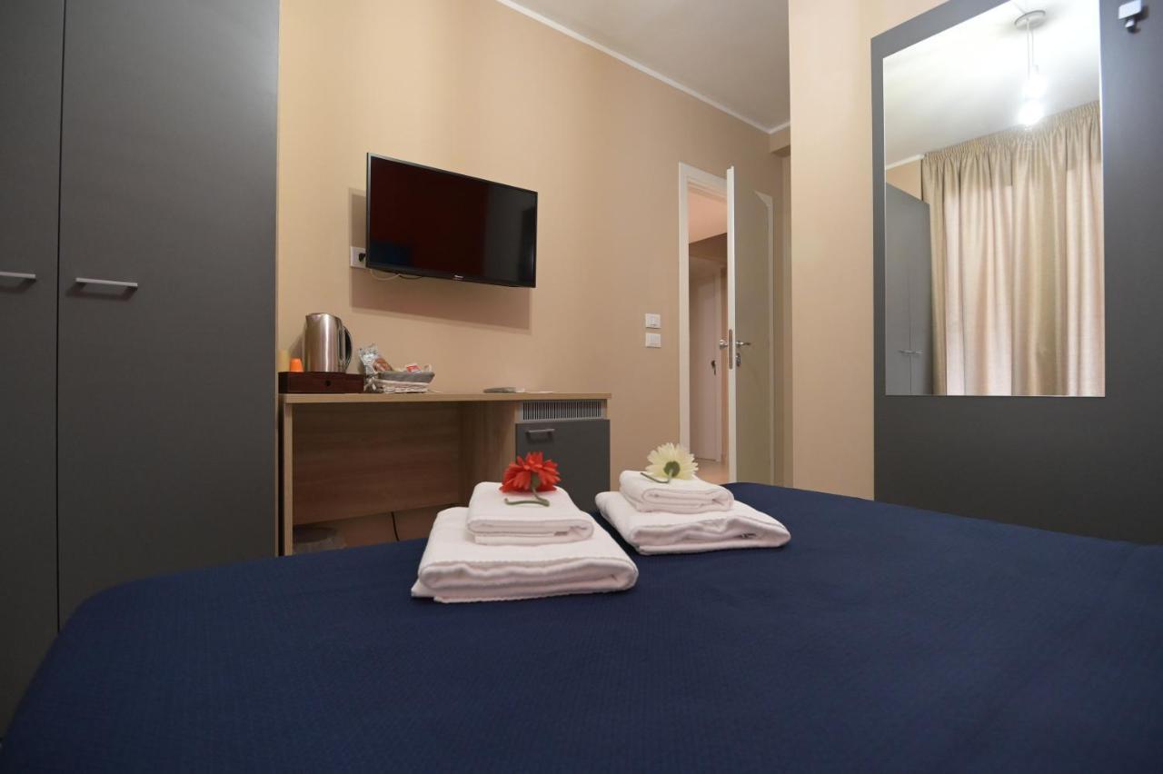 Clc Home B&B كوزنسا المظهر الخارجي الصورة