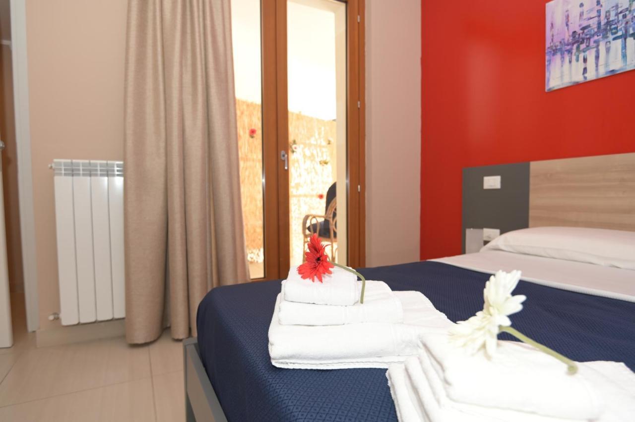 Clc Home B&B كوزنسا المظهر الخارجي الصورة